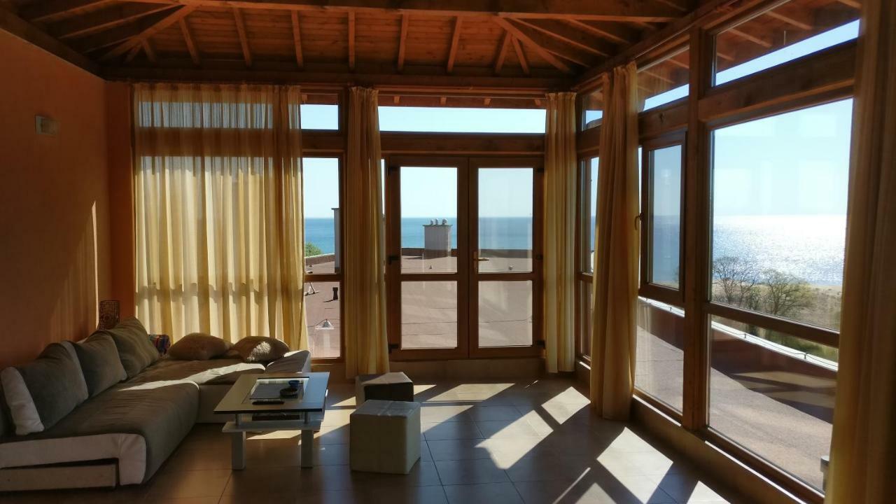 Club Priz Aparthotel Primorsko Ngoại thất bức ảnh