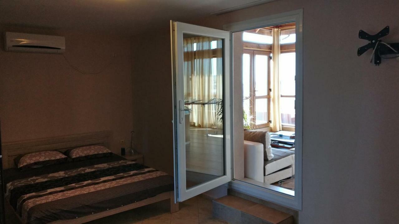 Club Priz Aparthotel Primorsko Ngoại thất bức ảnh