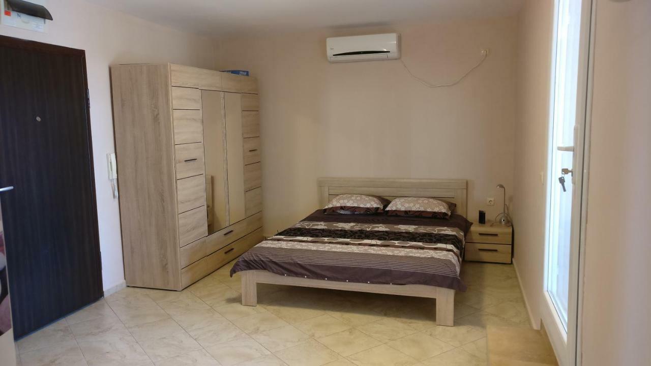 Club Priz Aparthotel Primorsko Ngoại thất bức ảnh