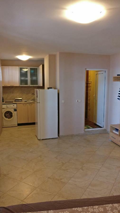 Club Priz Aparthotel Primorsko Ngoại thất bức ảnh